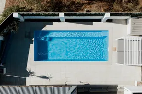 Sundrift - Sophisticated Beachside Retreat with Pool - Image 5