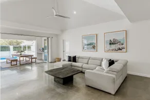 Sundrift - Sophisticated Beachside Retreat with Pool - Image 2
