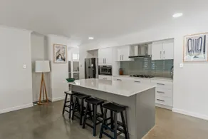 Sundrift - Sophisticated Beachside Retreat with Pool - Image 3
