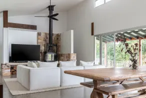 Luxury Acreage near SummerGrove, Our Place Carool - Image 3
