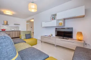 Sea-View 2 Bedroom Apartment Near Birgu Waterfront - Image 3