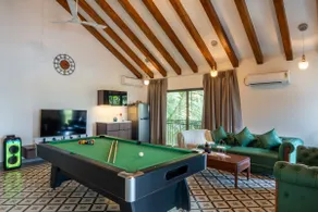 Dacha Candolim Elite 4BHK Pvt Pool Villa - Image 4