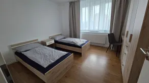 The location is convenient for local attractions. - Image 2