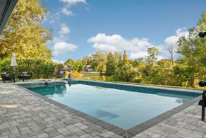 The Bentley Lakehouse: Putting Green & Game Room - Image 2