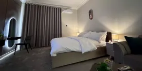 Ground floor studio with king size bed (self check-in) - Image 3