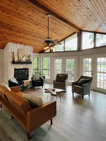 Lakefront House+Airstream | Dock, Kayaks &Fire Pit - Image 2