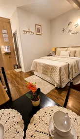 Private Double Suite/Downtown with Air Conditioning - Image 5