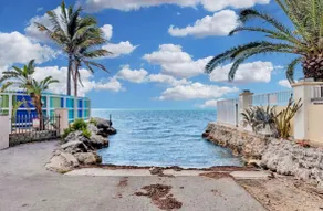 Villa Nueva - Image 5