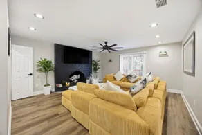 Family Paradise-6BD Getaway with Pool&indoor games - Image 2