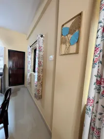 Verde-Studio Apartment w/Balcony - Image 5