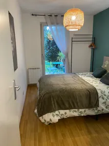 Comfort apartment with garden. Downtown. - Image 2