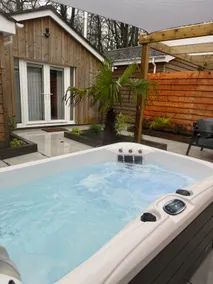 Couples Retreat Dorset with Hot Tub and Alpacas - Image 2