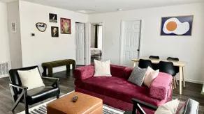 Lounge Like 2BR/2BA Home w/AC near Seattle Stadium - Image 2