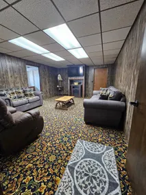 Retro Chic Getaway - Image 2