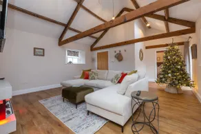 Luxury Barn - Hot Tub/Swimming pool/Sauna/Tennis - Image 2