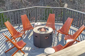 Shenandoah Haven · Spa · Fire Pit · Outdoor Movie - Image 3