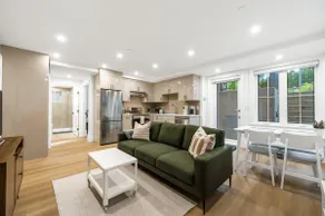 New Luxury 2BR Prime Dunbar Home - Near UBC, Downtown, Beaches & Shops - Free Parking - Image 5