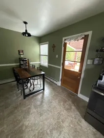 Kenny’s Cozy Cape Cod - Image 5