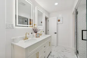 Posh Historic District Spacious 3BR|Uni &Hospitals - Image 5