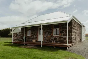 Cosy cottage with farm views15mins from Ballarat - Image 4