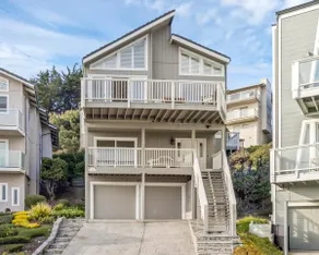 Stylish three bedroom in La Selva w/ Ocean Views! - Image 2