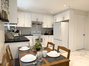 3BR 2BTH | Quiet | Spacious | Central | Modern - Image 5