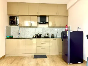 Quiet & Comfortable Stay Near Airport - Image 4