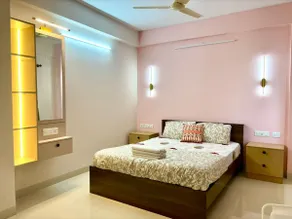 Quiet & Comfortable Stay Near Airport - Image 2