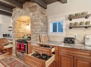 Charming Getaway | Patio | Great Location | 6+ - Image 4