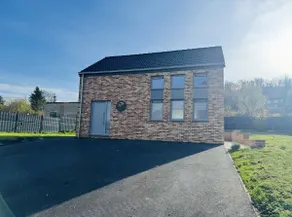 House with Spa and Private Sauna - Image 3