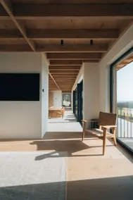 Oakstone Lodge – gîte with pool - Image 4