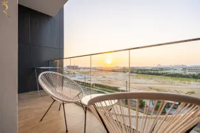 Elegant Masdar 1BR Chic Modern Retreat - Image 4