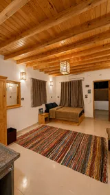 BohoNest Cedar Roof | Cozy Rooftop | 1 Min Beach - Image 5