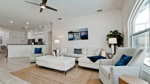 Fabulous Pool/Spa home near, beaches, IMG & UTC - Image 4