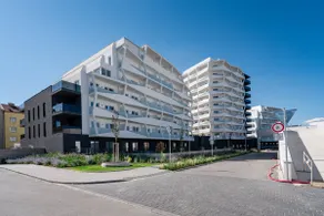 2-BDR Apt| Free parking| City view balcony| AC - Image 5