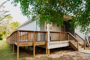 The Stylish Blue City Retreat - Image 5