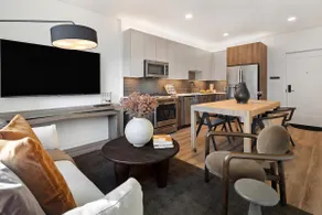 Sterling 1BR at Everett | Pool & Gym - Image 3
