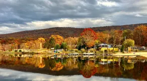 Mountain Lake Retreat-FirePit-Hot Tub-Beach-Winery - Image 5