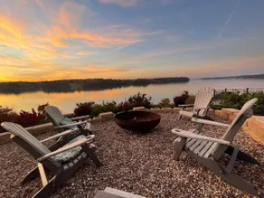 Lakefront 2 BR/2 BA sleeps 7 saltwater pool - Image 3