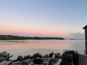 Lakefront 2 BR/2 BA sleeps 7 saltwater pool - Image 2