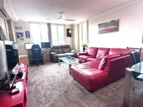 Cosy peaceful apartment, close to all ammenities - Image 4