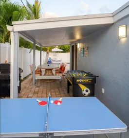 Beachside Pool | Arcade| Pool Table|4 Car parking - Image 4