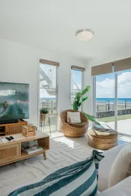 Beachfront on Jefferson - Image 4