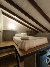 Cozy Micro Loft - Image 4