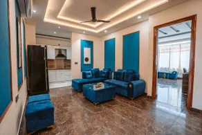 Peaceful Stay Near City Center - Image 4