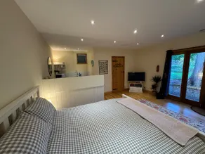 Woodland Annex - Image 4