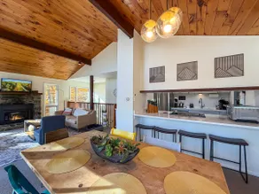 The Treehouse | Quechee Club | Hot Tub + Fire Pit - Image 2