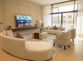 Stylish 4BR Villa • Private Pool • Muscat Bay - Image 3