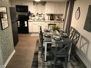 Oak Haven Hideaway - Image 3