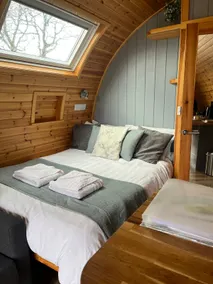 Mill House Farm Pods- Kingfisher - Image 2